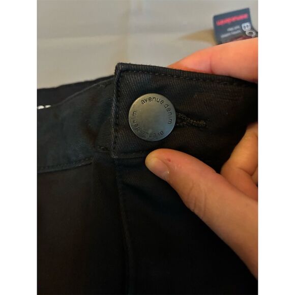 Avenue‎ Women's Petites Black Bootcut Denim Pants 32 NWT - Picture 6 of 13
